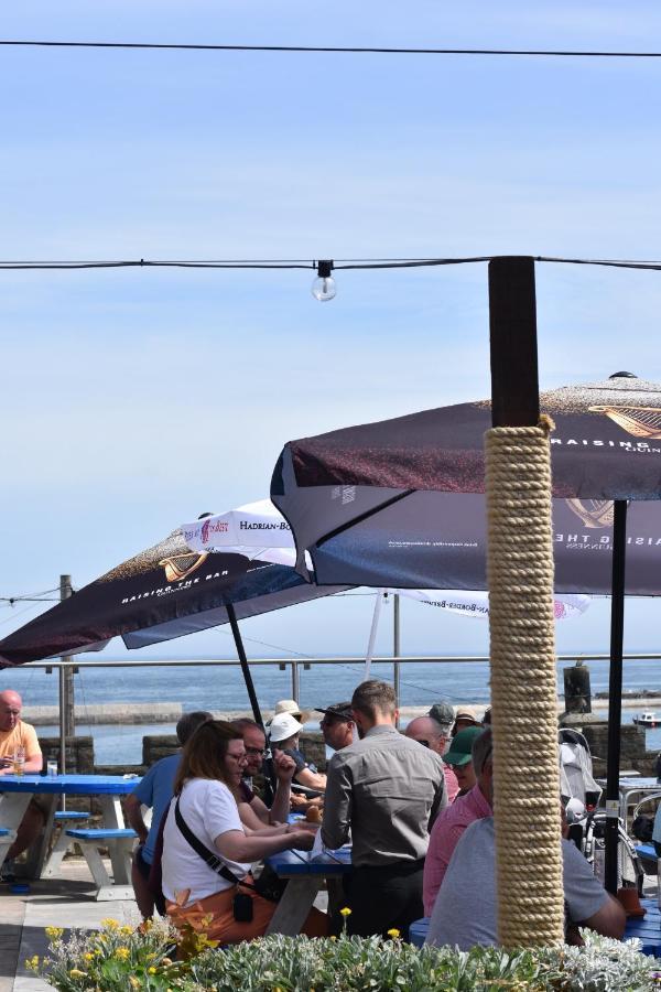 The Olde Ship Inn Seahouses Dış mekan fotoğraf